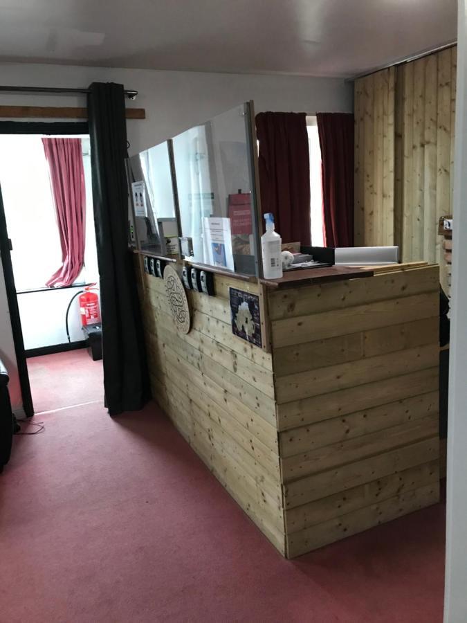 Finn Mccools Giants Causeway Hostel Bushmills Εξωτερικό φωτογραφία