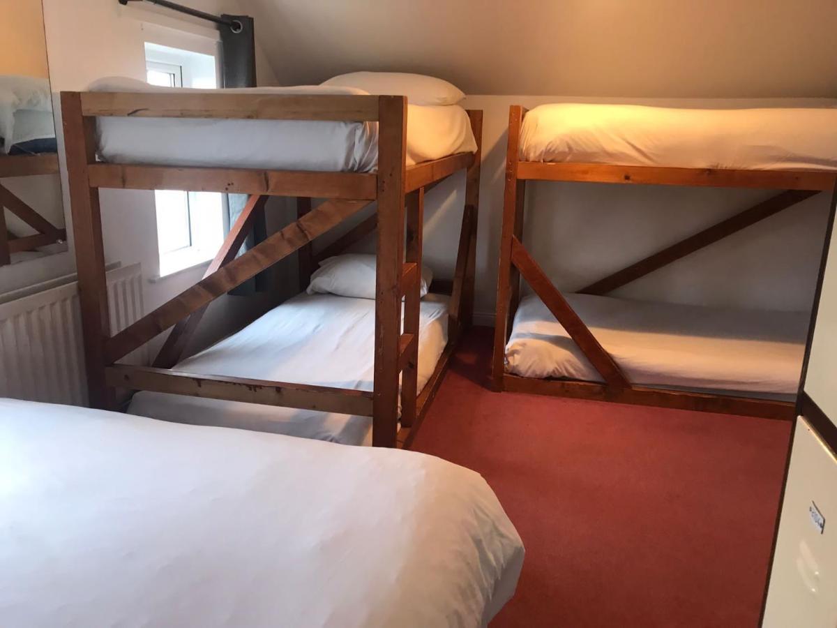 Finn Mccools Giants Causeway Hostel Bushmills Εξωτερικό φωτογραφία