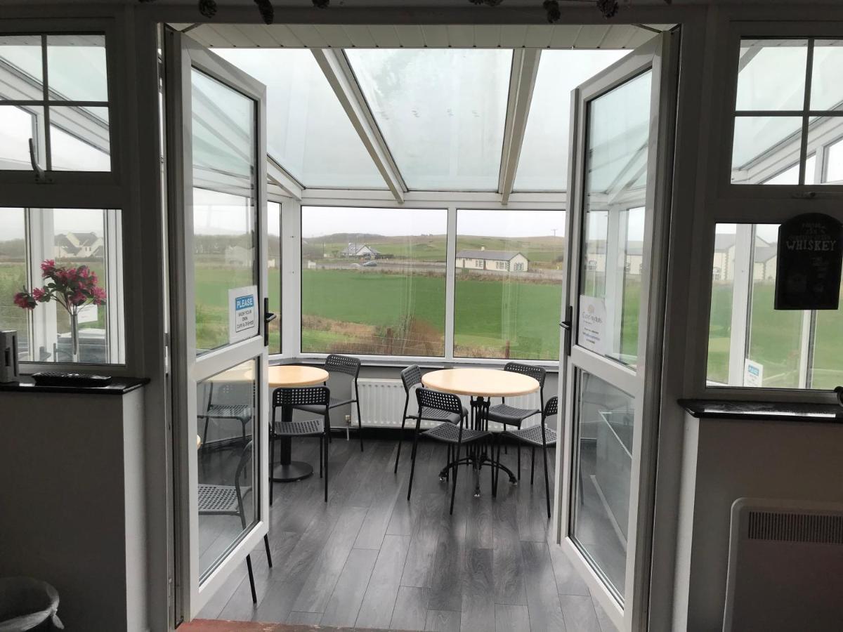 Finn Mccools Giants Causeway Hostel Bushmills Εξωτερικό φωτογραφία