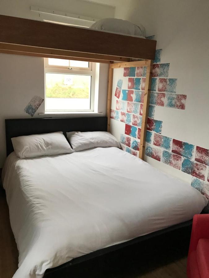 Finn Mccools Giants Causeway Hostel Bushmills Εξωτερικό φωτογραφία
